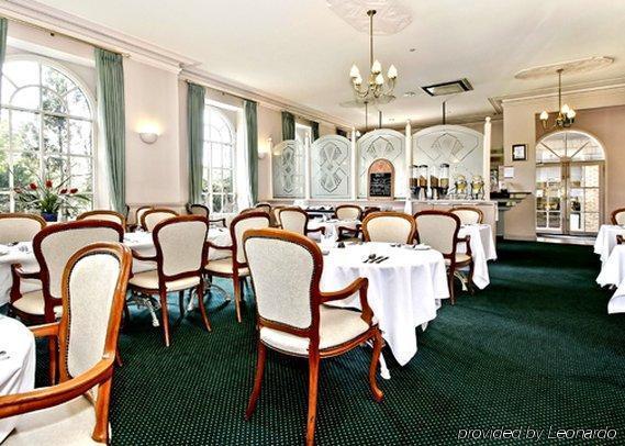 Rowville International Hotel Ресторан фото