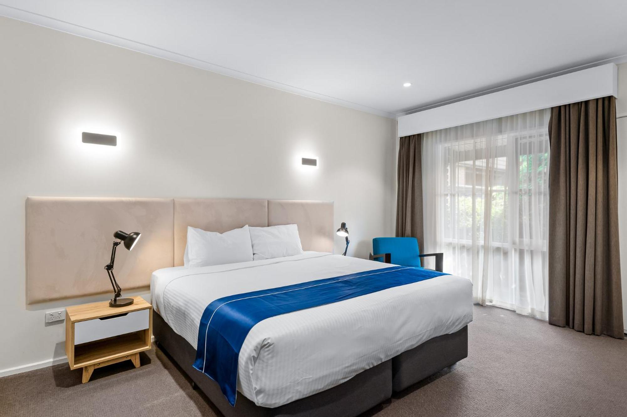 Rowville International Hotel Экстерьер фото