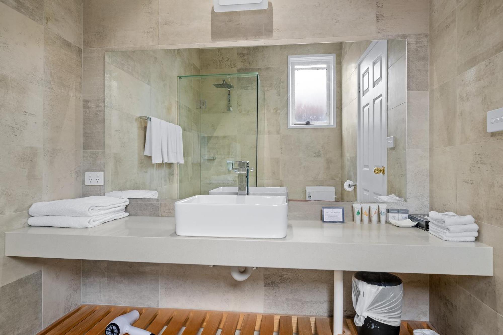 Rowville International Hotel Экстерьер фото
