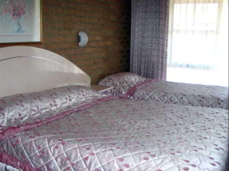 Rowville International Hotel Экстерьер фото