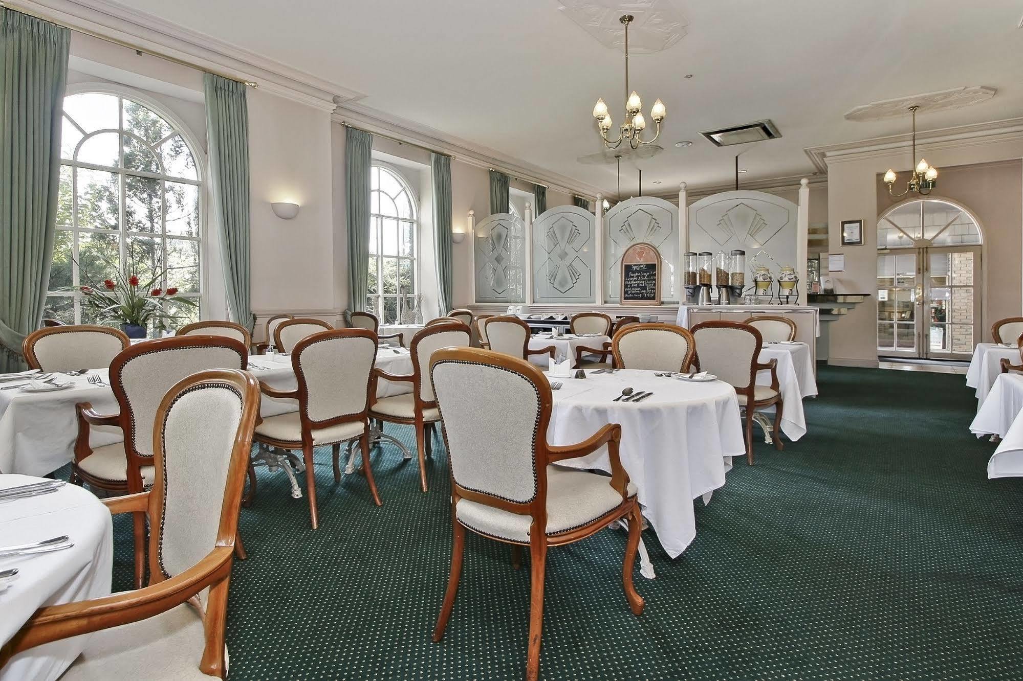 Rowville International Hotel Экстерьер фото